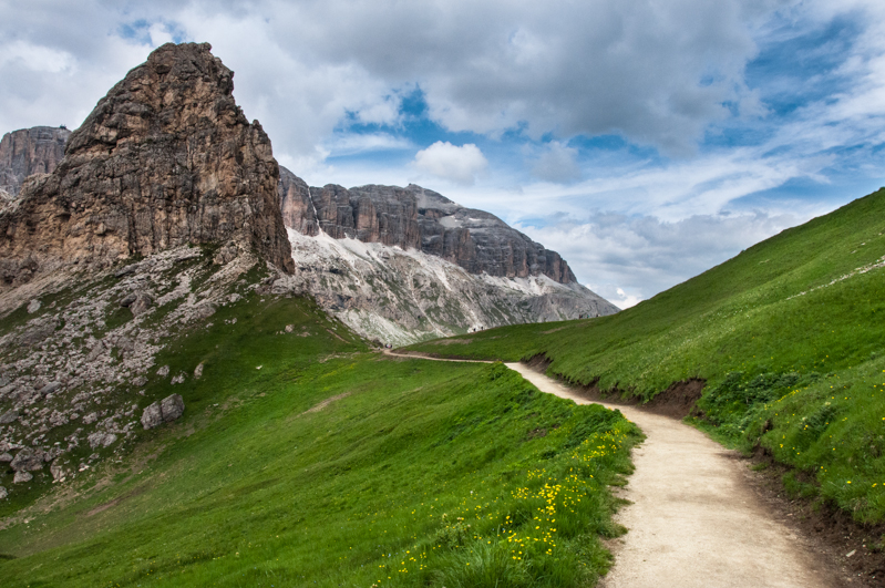 Cesta na Rifugio Viel dal Pan