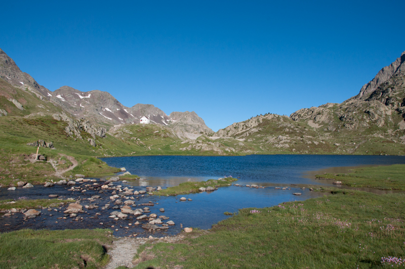 Jezero Enbalse de Campo plano