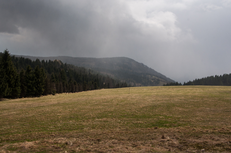 Sněhová mračna nad Černým vrchem