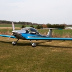Letadlo Atec 321 Faeta