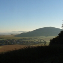 Lhovice z úpatí Tuhoště