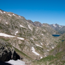 Pohled zpátky na jezero Respomuso