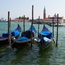 Port gondoli na San Marco