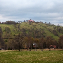 Růžový vrch s rozhlednou Hláska